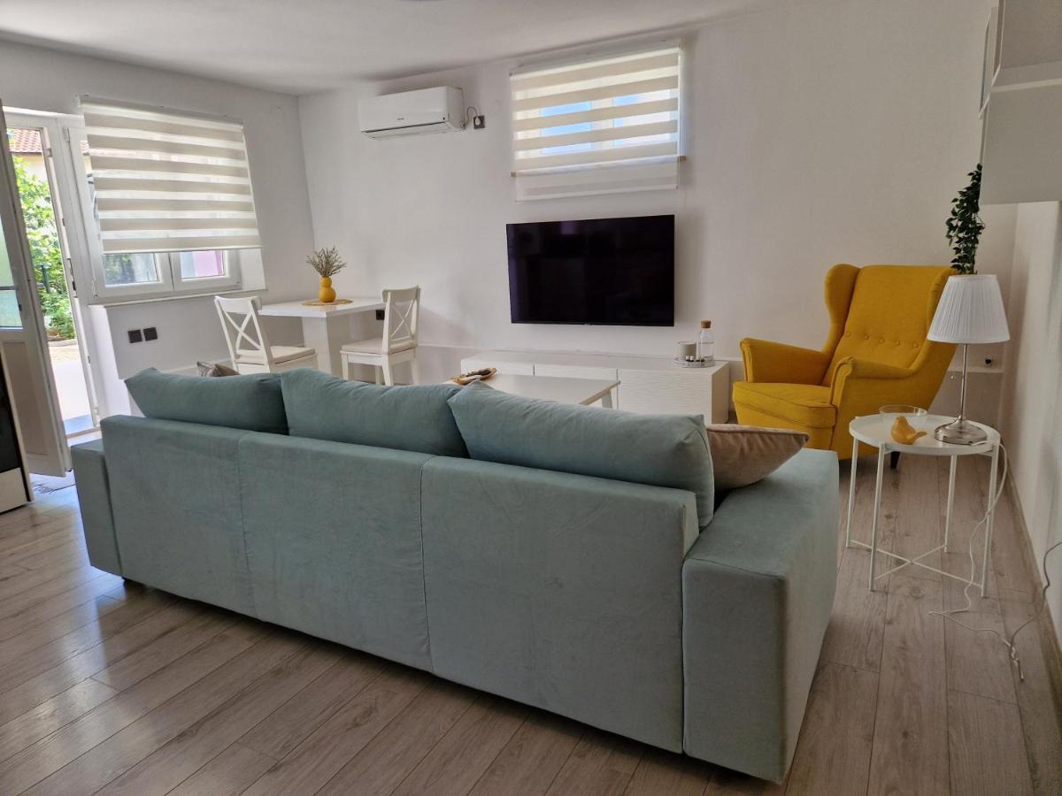 Apartman Jurjevic クルク エクステリア 写真