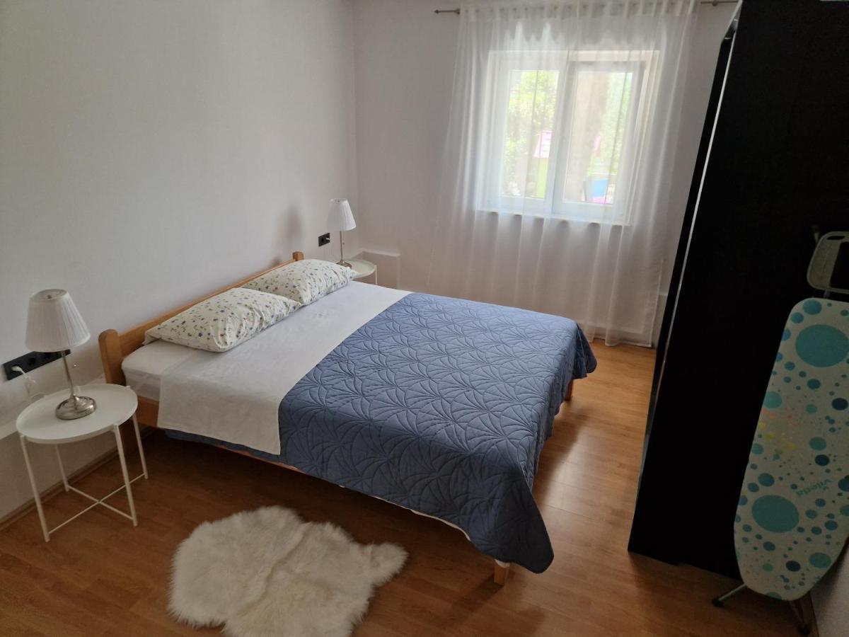 Apartman Jurjevic クルク エクステリア 写真
